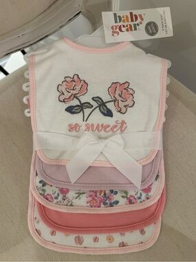 🦢 Adorable Baby Gear Pink & White Floral & Embroidery Bib Set - 5 Pack NWT